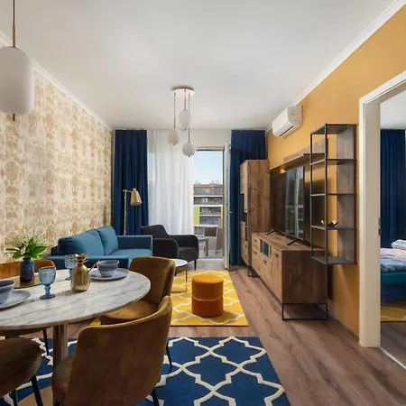 Aparthotel Vision 3*