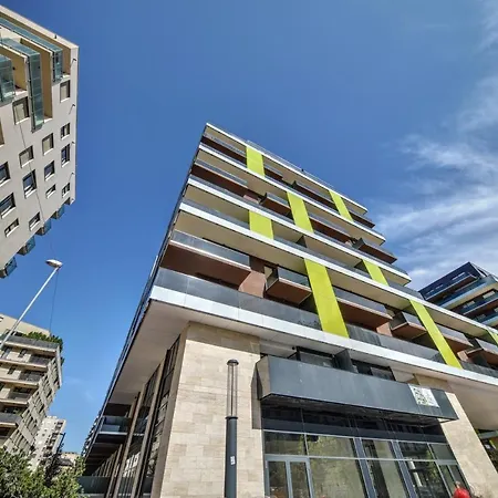 Vision Aparthotel