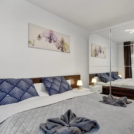 Vision Aparthotel