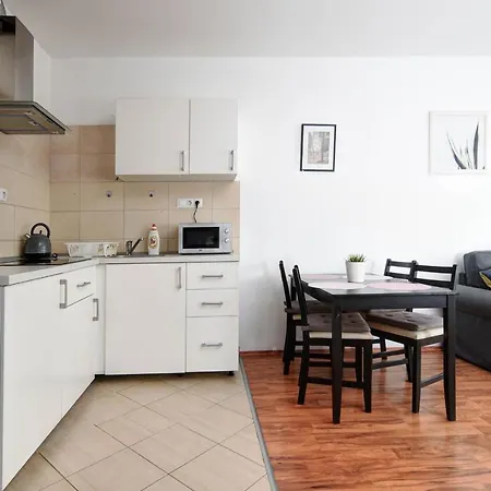 Aparthotel Vision 3*