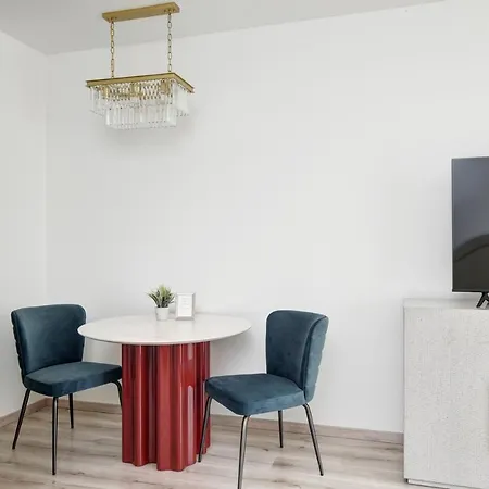 Vision 公寓式酒店 3*