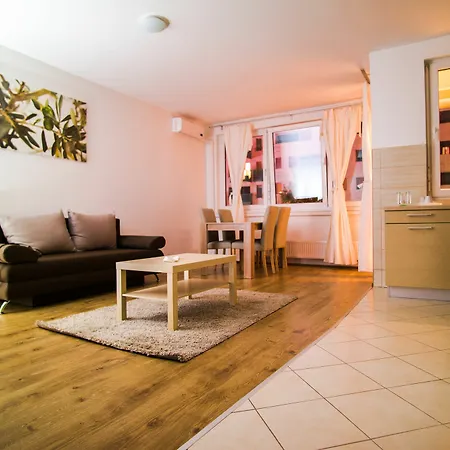 Vision 公寓式酒店 3*